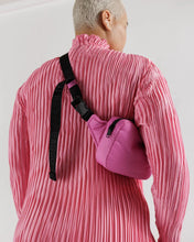 Load image into Gallery viewer, Extra Pink Puffy Baggu Fanny Pack