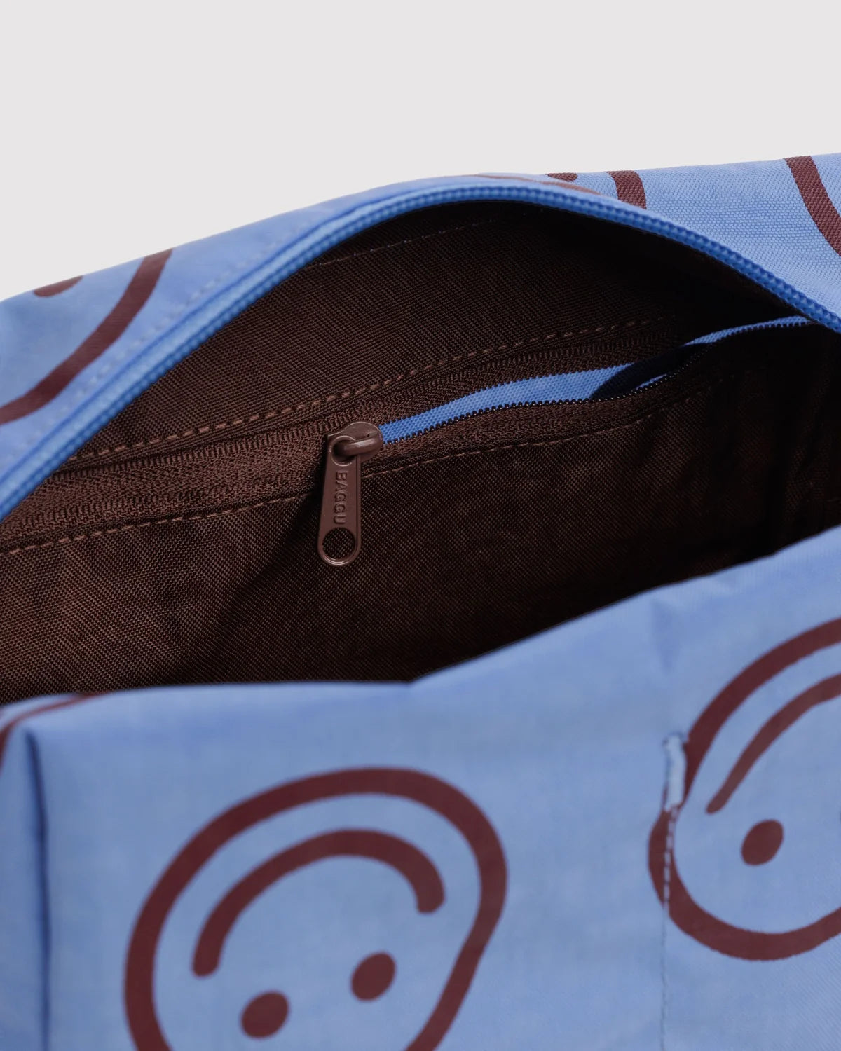 Misty Blue Happy Dopp Kit