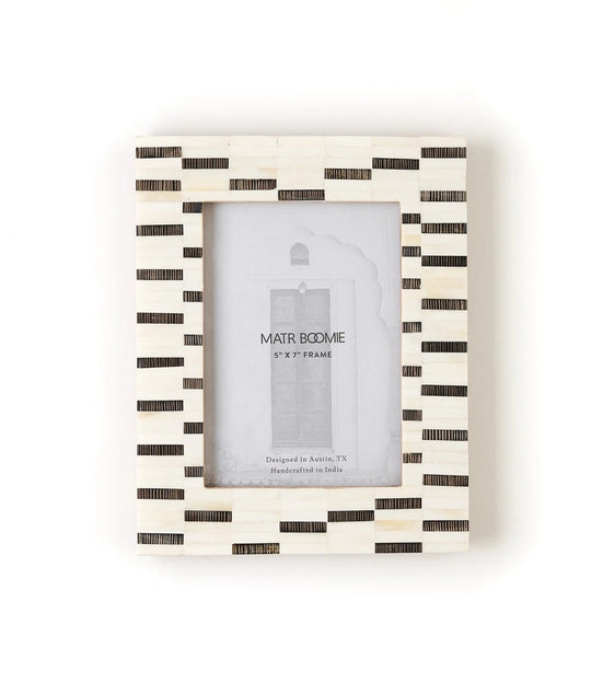 Mukhendu Stripe Picture Frame