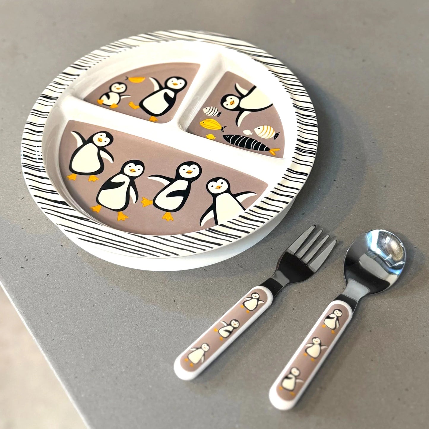 Penguin Divided Suction Plate - Ali's Wagon