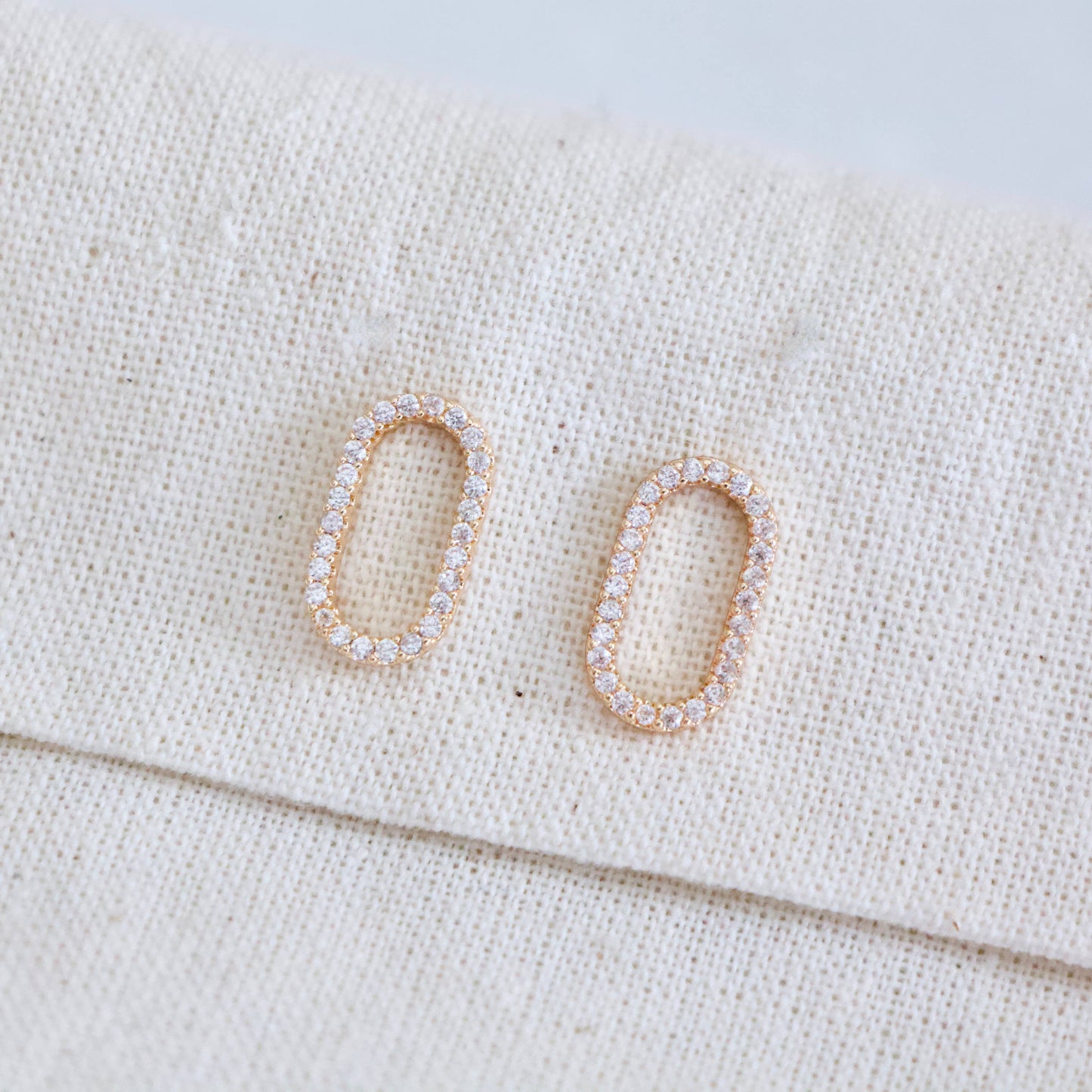 Oval Stud Earring