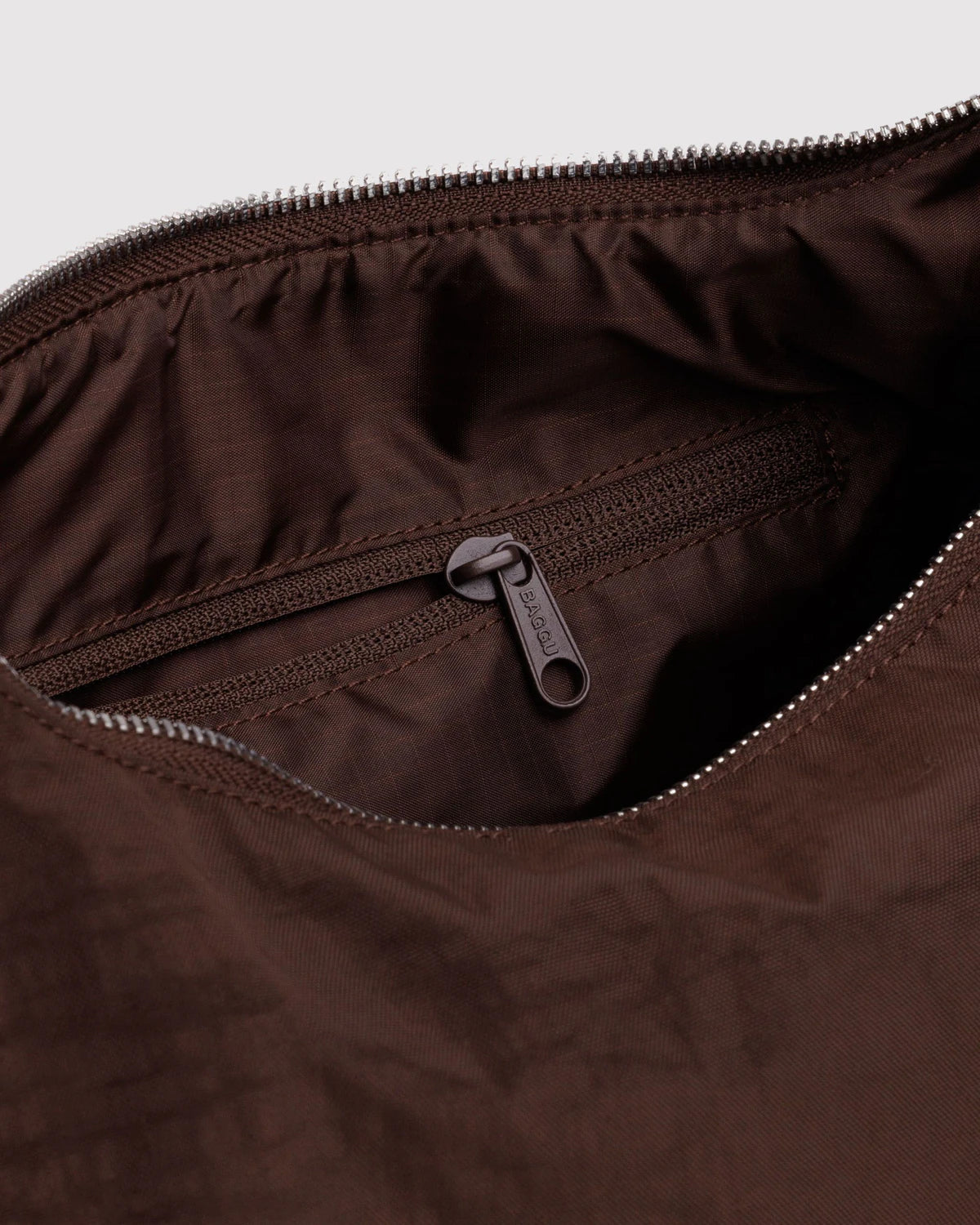 Coffee Nylon Meringue Bag