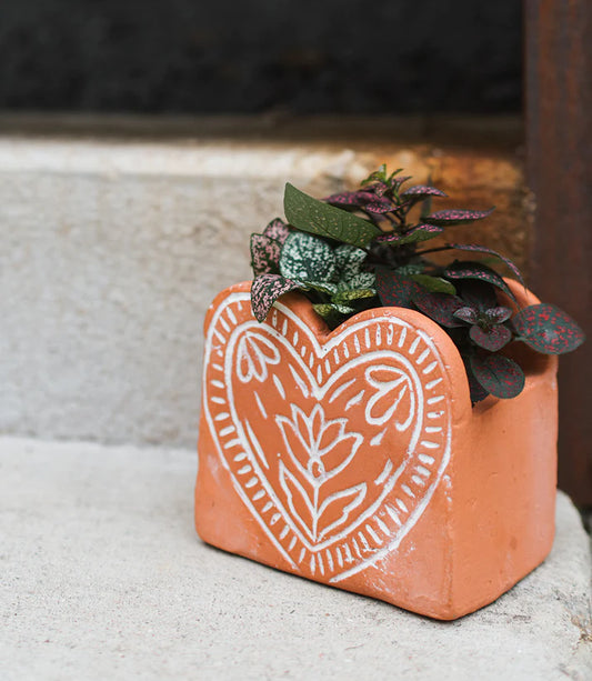 Vasanta Heart Terracotta Planter