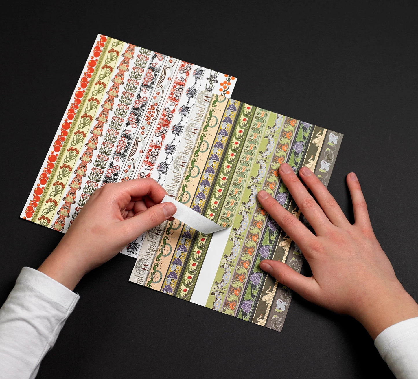 Art Nouveau Label, Sticker, and Tape Book