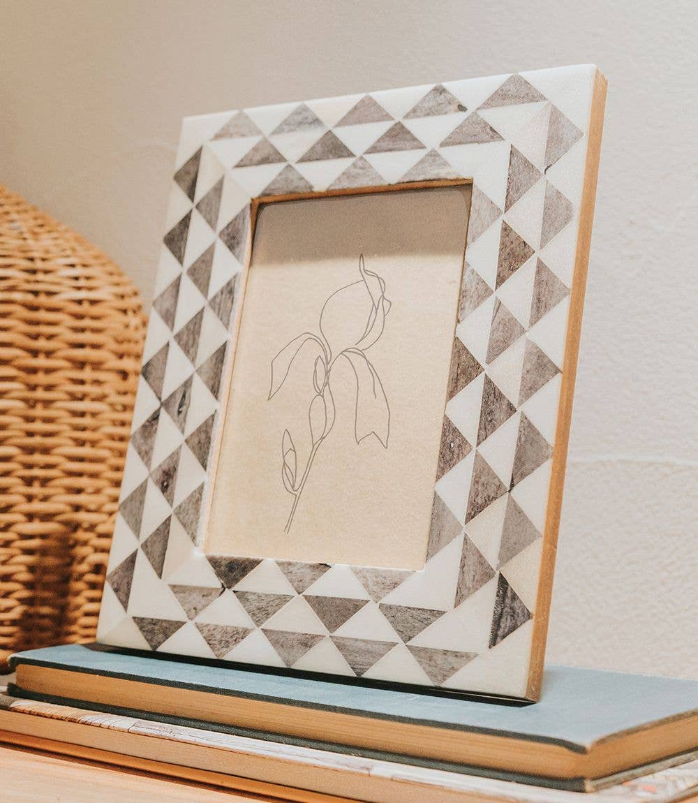 Varuna Gray Picture Frame
