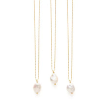 Load image into Gallery viewer, Fresh Water Pearl Necklace