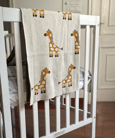 Gilly Giraffe Baby Blanket