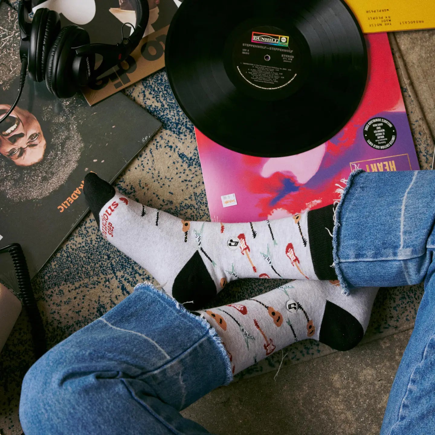 Socks That Support Music (Gray Guitar)