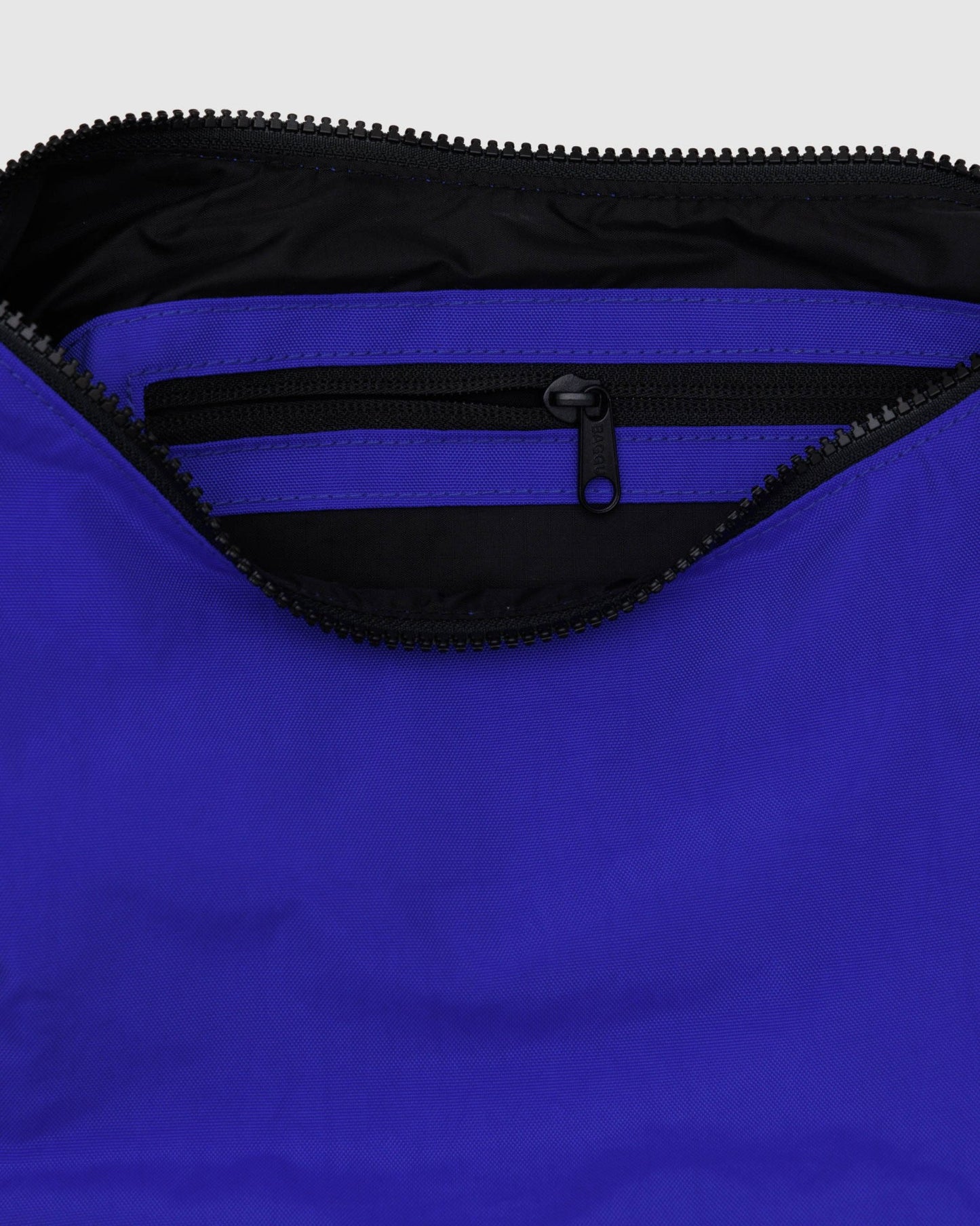 Medium Lapis Crescent Baggu