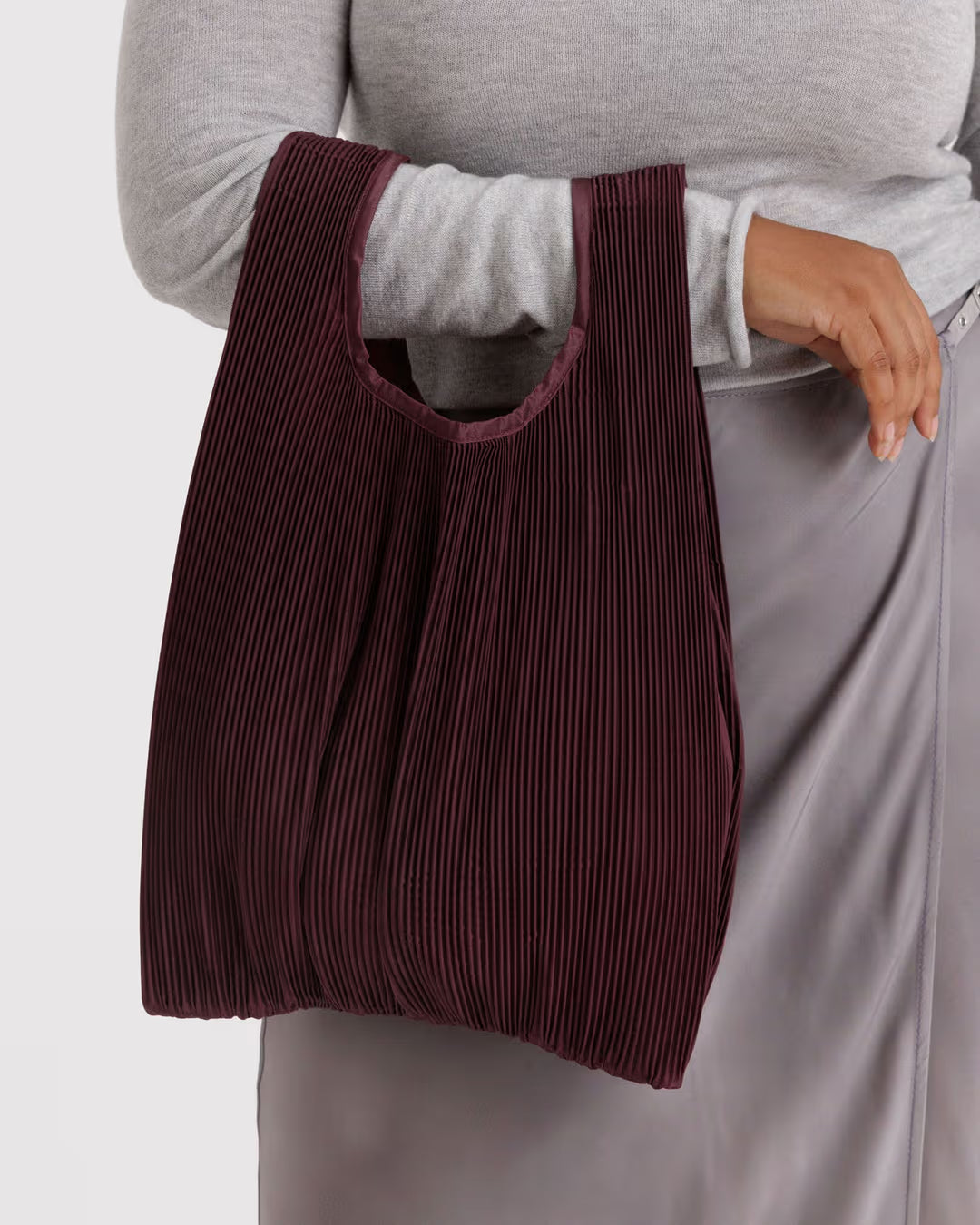 Mahogany Pleated Baggu