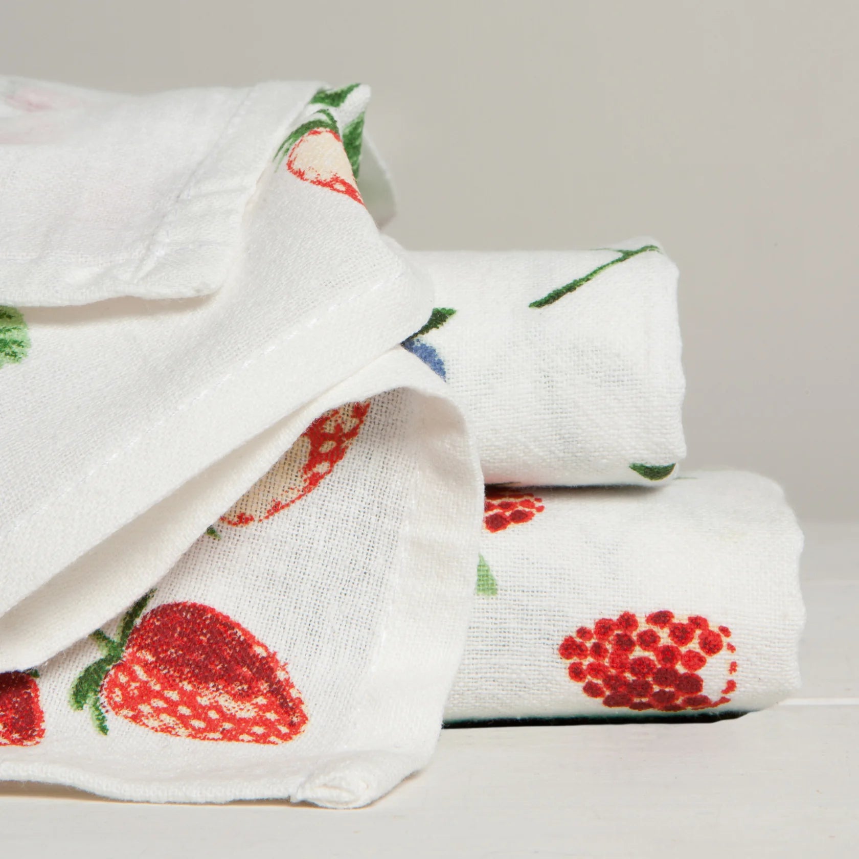 Baker's Floursack Berry Patch Dishtowels - Set of 3 - Ali's Wagon