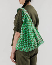 Load image into Gallery viewer, Green Wavy Gingham Baggu Reusable Bag
