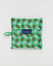 Load image into Gallery viewer, Green Wavy Gingham Baggu Reusable Bag