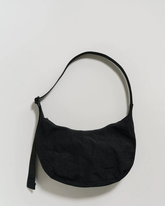 Medium Black Crescent Baggu