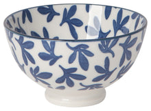 Load image into Gallery viewer, Blue Floral Vine Stamped Bowl