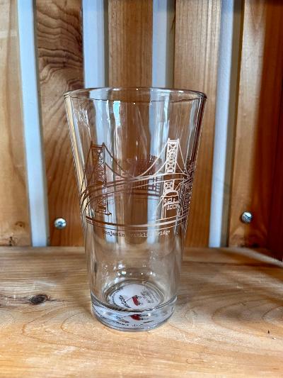 Philadelphia Skyline Pint Glasses